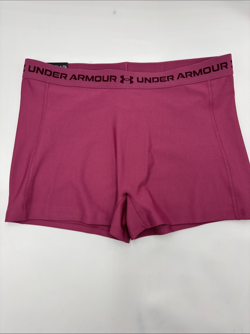 Under Armour HeatGear Shorty 3” Shorts in Dark Maroon
